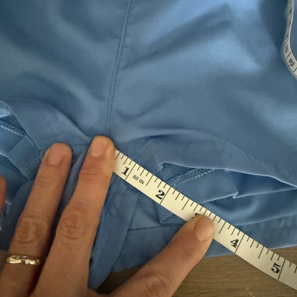 Wilo 2 in 1 shorts • Women’s XS - Picture 8 of 8